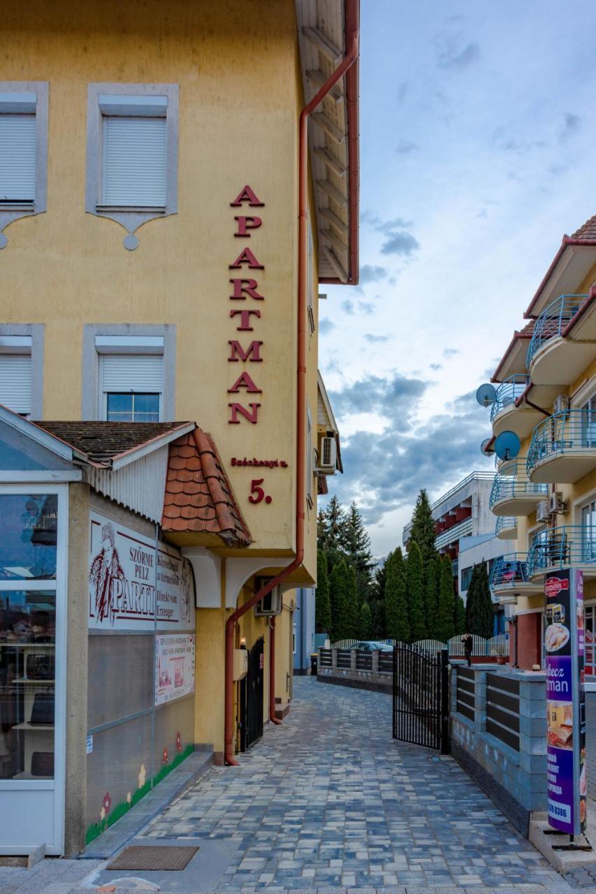 Hürkecz Apartmanház Hévíz Exterior foto